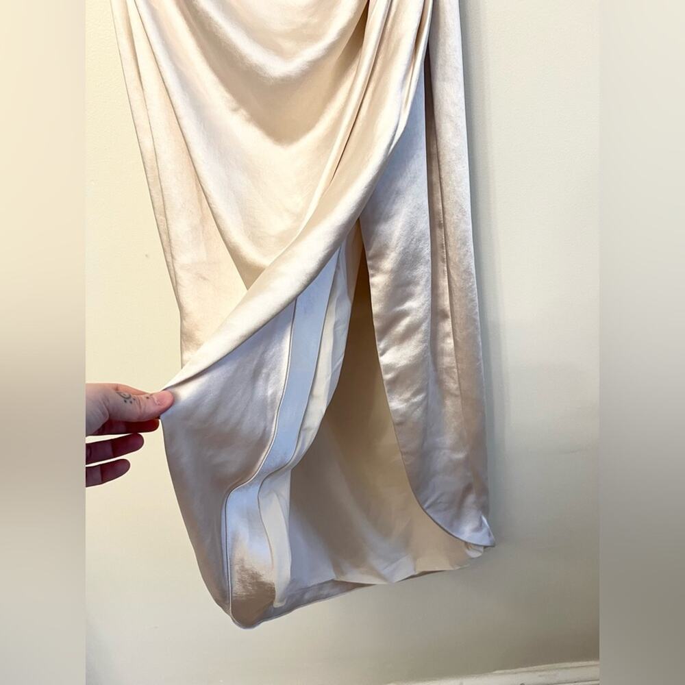 ELLIATT Cinda Satin Midi Dress in Pearl one shoulder puff sleeve bridal revolve - Picture 7 of 16